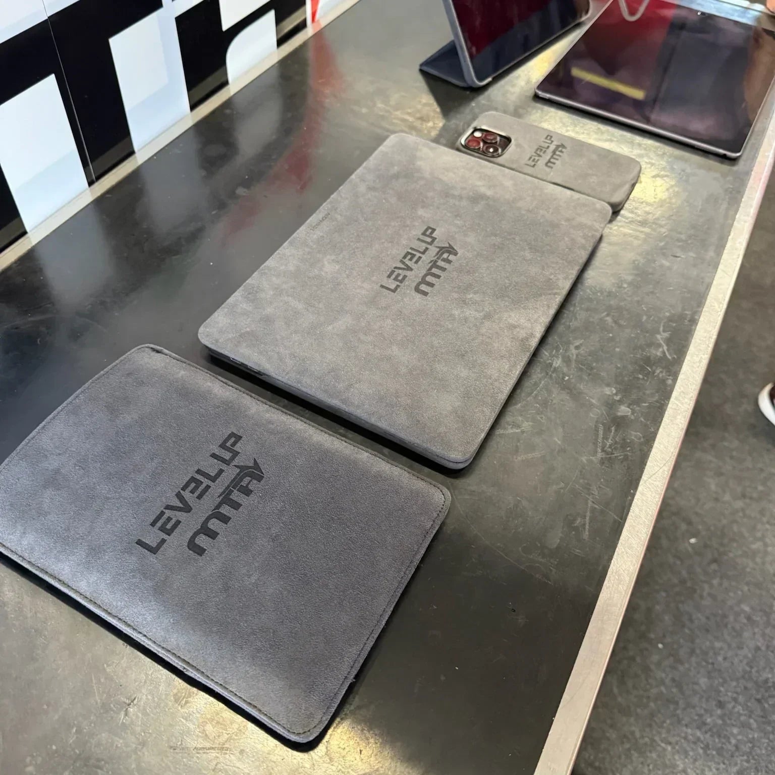 Alcantara MacBook Pro Cover - For 14 inch (2021-2025) - LEVEL UP MTA - Space Grey