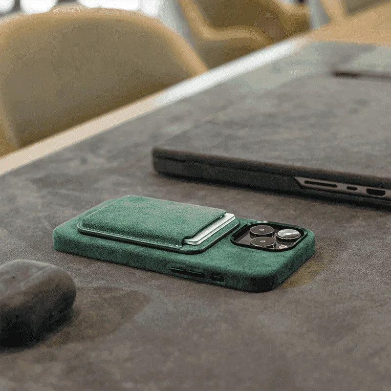 Alcantara MagSafe Wallet - Midnight Green - Alcanside