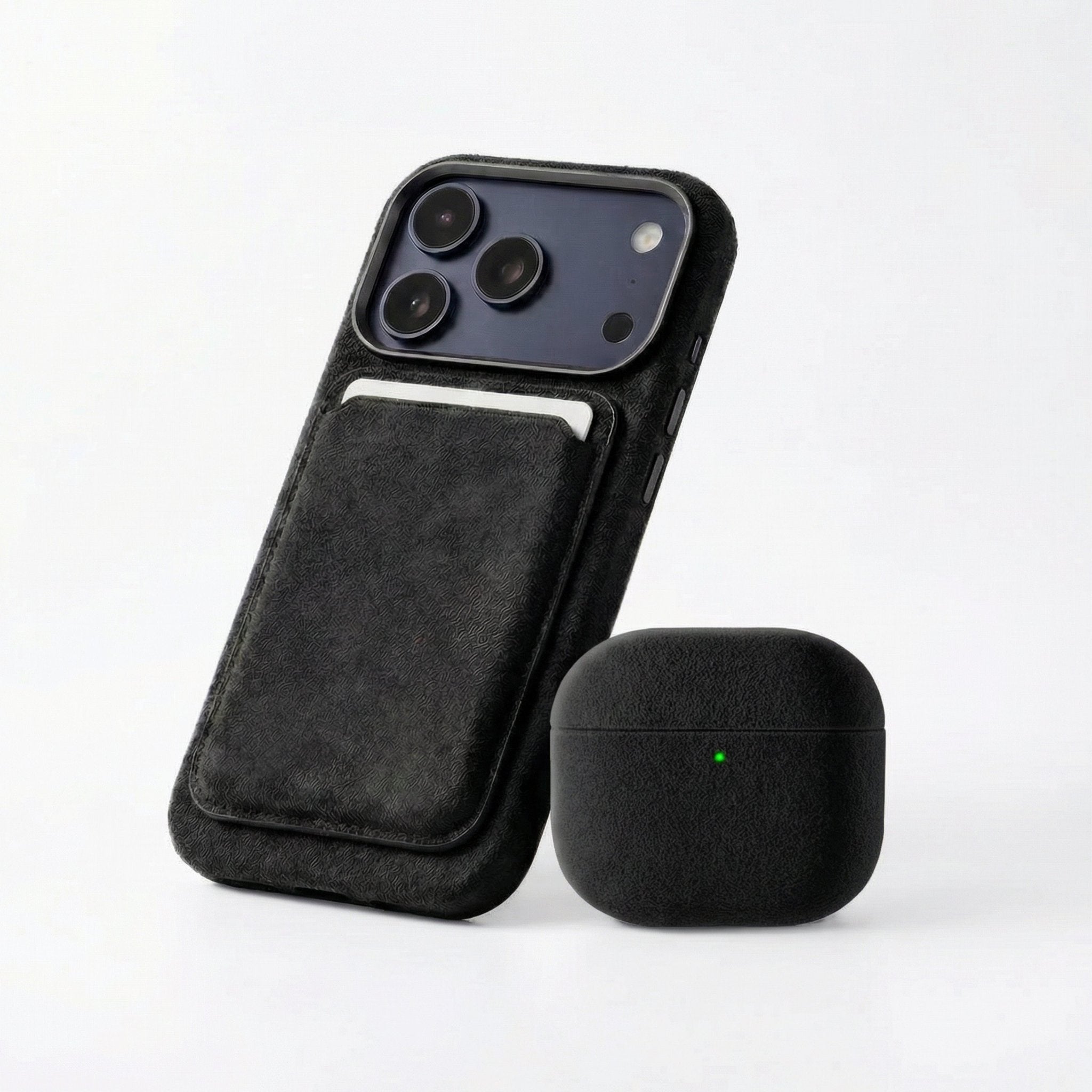 AirPods (5th generation) Alcantara Case - Deep Black - Alcanside